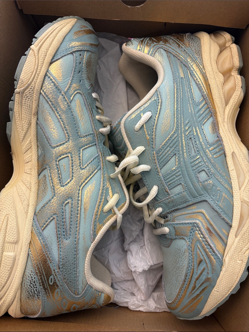 ASICS Men’s Light Blue & Gold Athletic Running Shoes
